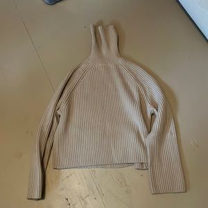 H&M Size Medium Wool Turtleneck Sweater